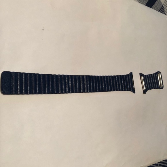 4 AppleWatch Bands - Picture 4 of 5